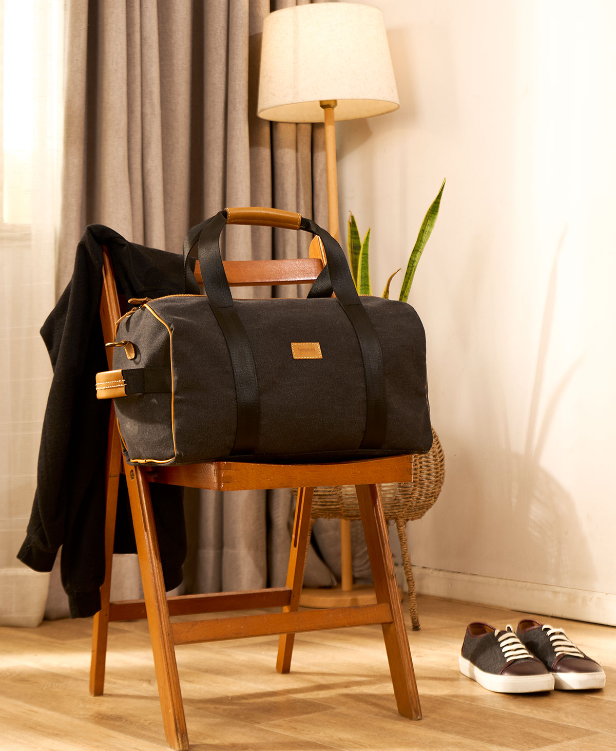 The Weekender Canvas Duffel — Dark Grey